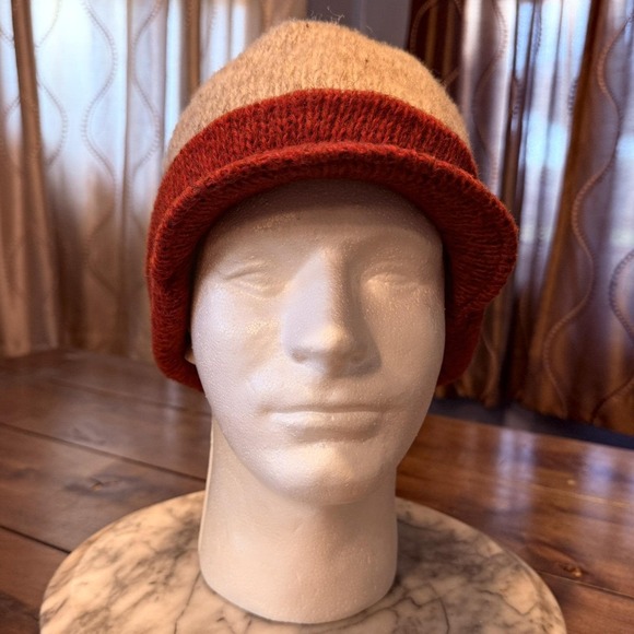 Vintage EDDIE BAUER Winter Rust Beige Ivory Wool Knit Cap Hat Baseball Bill - Picture 2 of 6